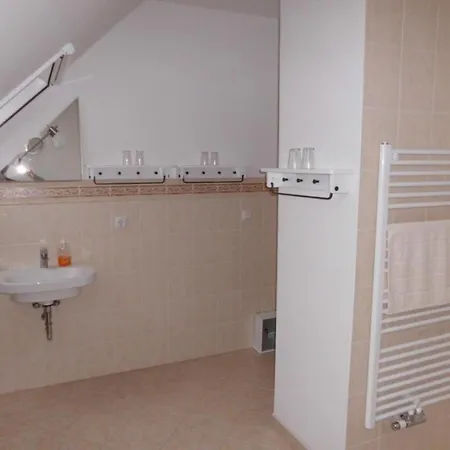 Steckelsdorf Апартаменты *